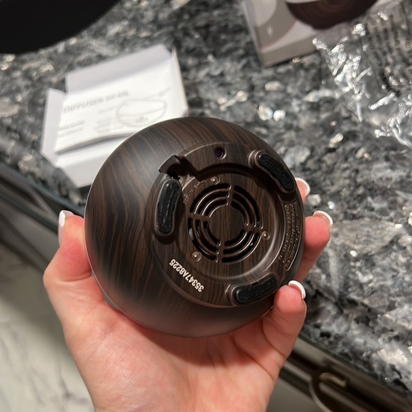 Sharper Image ultrasonic portable misting diffuser new in box! - Picture 8 of 8